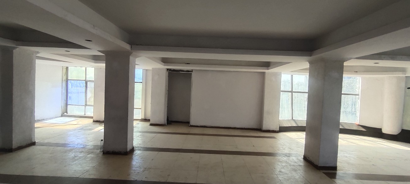 Commercial Space At Arera Colony 10 No Market